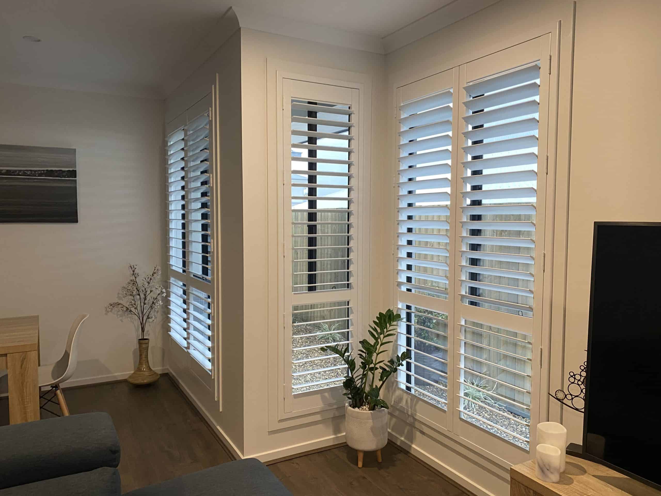 Read more about the article Fauxwood/PVC Plantation Shutters: The Ultimate Guide for Gold Coast Homeowners